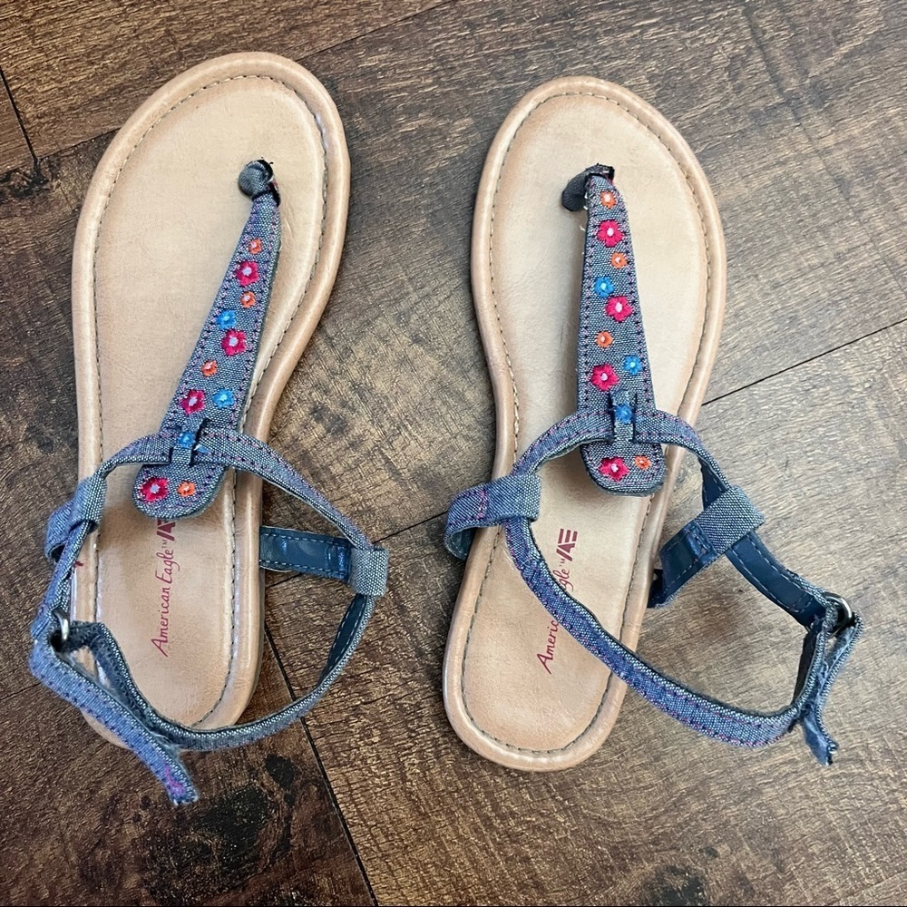 American eagle big girls blue denim multicolored flowers sandals shoes Sz 1